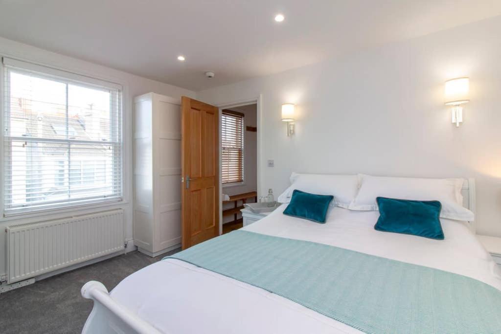 The Warren, Three Beaches House フォークストン エクステリア 写真
